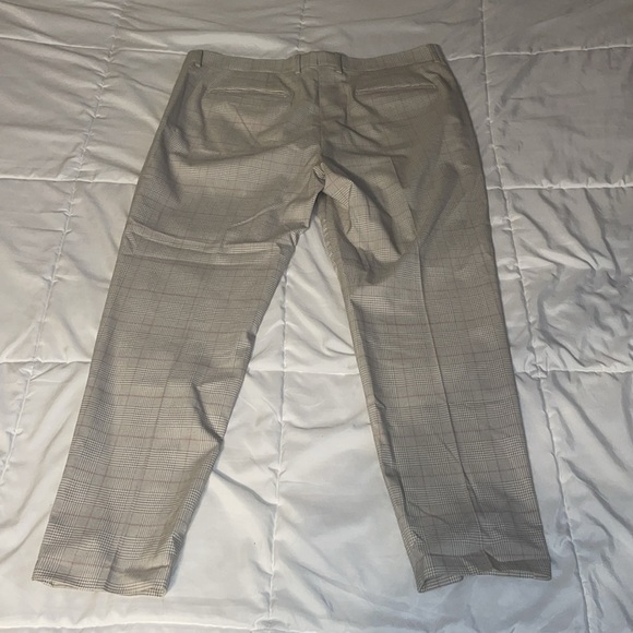 ZARA MENS DRESSY PANTS WITH PATTERNED DESIGN - Picture 4 of 5